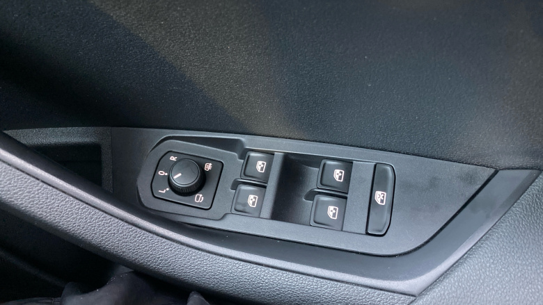 Skoda Karoq 1.5 TSI SE L 5dr DSG Petrol Estate